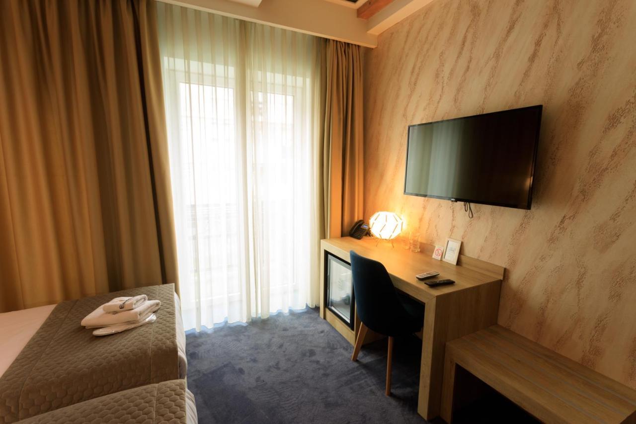 Hotel Elements نوفي بازار المظهر الخارجي الصورة