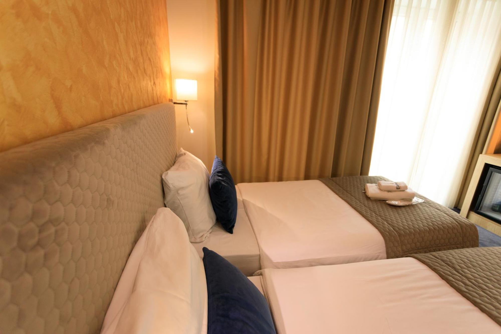 Hotel Elements نوفي بازار المظهر الخارجي الصورة